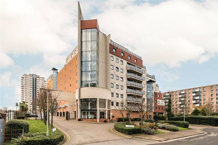 1 Bedroom Apartment To Rent In Wards Wharf Approach, London, E16