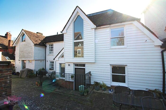 1 Bedroom Terraced House For Sale In High Street, Wrotham, TN15