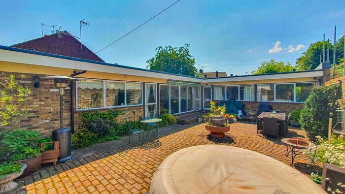 3 Bedroom Bungalow To Rent In The Bourne, Ware, SG12