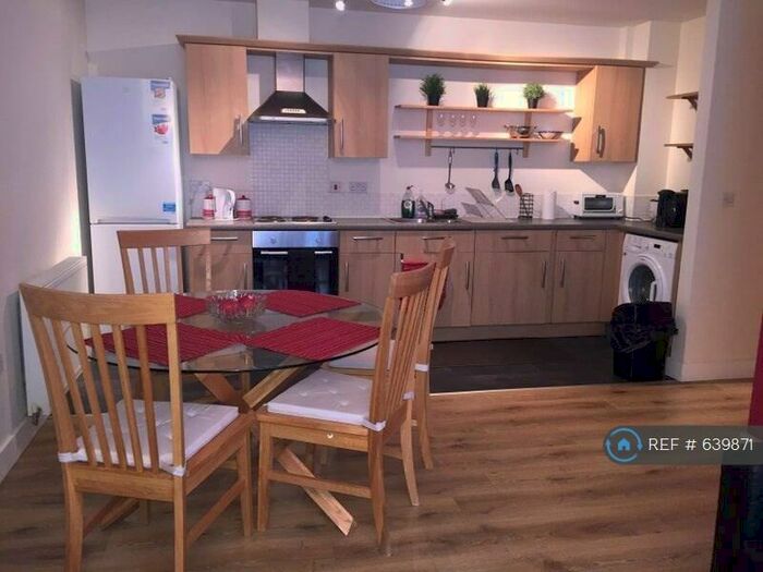 2 Bedroom Flat To Rent In Cromwell Street, Bristol, BS3