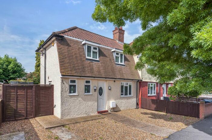 2 Bedroom Semi-Detached House To Rent In Onslow Road, Croydon, CR0