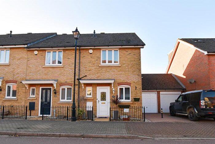 2 Bedroom End Of Terrace House For Sale In Oldfield Drive, Wouldham, ME1