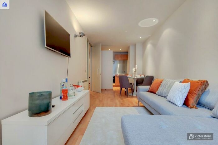 1 Bedroom Apartment To Rent In Lawrence House, City Road, Clerkenwell, London, EC1V