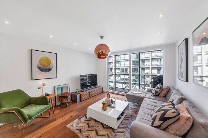 2 Bedroom Flat To Rent In Orsman Road, Haggerston, London, N1