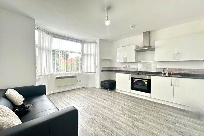 1 Bedroom Flat To Rent In Stratford Road, Birmingham, B28