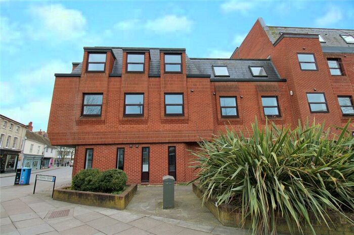 2 Bedroom Apartment To Rent In Saxon House, Cromwell Square, Ipswich, Suffolk, IP1