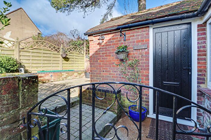 1 Bedroom Semi-Detached House To Rent In Southend Cottages, Fishpool Street, St. Albans, AL3