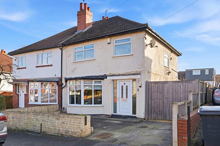 3 Bedroom Semi Detached House For Sale In Roman Gardens, Leeds, LS8