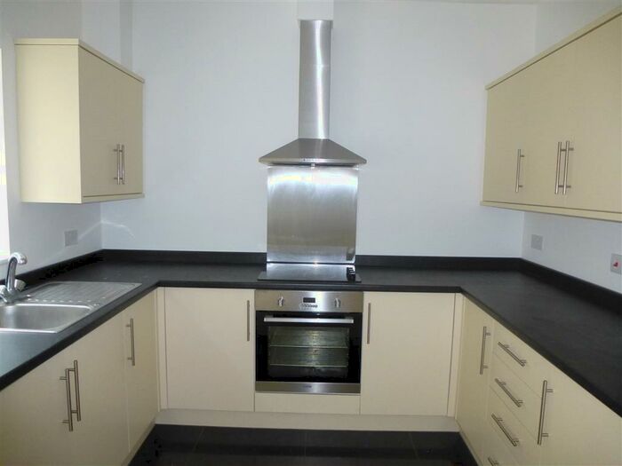 2 Bedroom Flat To Rent In Billacombe Road, Plymstock, PL9