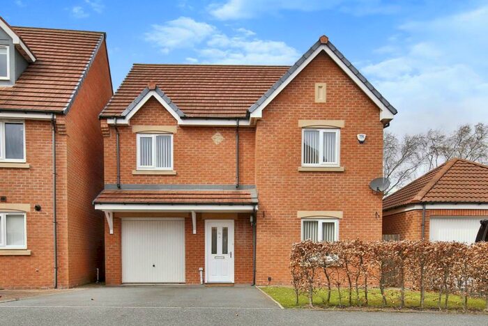 4 Bedroom Detached House To Rent In Harvey Avenue, Framwellgate Moor, DH1