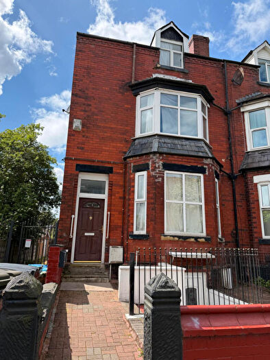 2 Bedroom Flat To Rent In Egerton Road, Manchester, M14