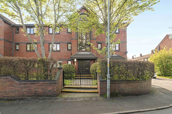 2 Bedroom Flat For Sale In Star Lane, Lymm, WA13