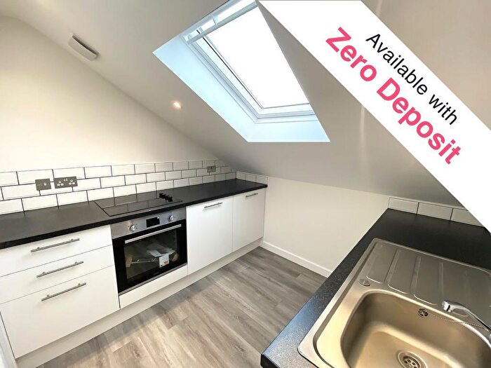 2 Bedroom Apartment To Rent In Albert Road, Southsea, PO5