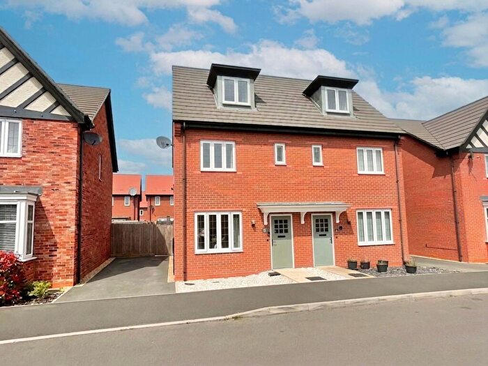 3 Bedroom Semi-Detached House For Sale In Orchardfield Close, Crewe, CW1