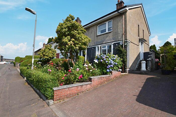 2 Bedroom Flat For Sale In Craigielinn Avenue, Paisley, PA2