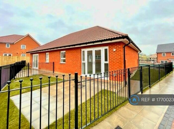2 Bedroom Bungalow To Rent In Jack Harrison Avenue, Cottingham, HU16