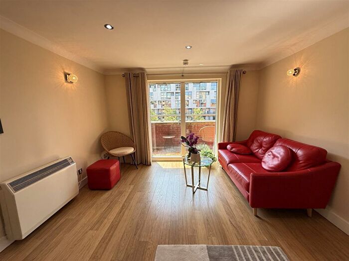 2 Bedroom Flat For Sale In Great Bridgewater Street, Manchester, M1