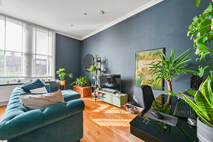 1 Bedroom Flat To Rent In East Dulwich Road, Dulwich, London, SE22
