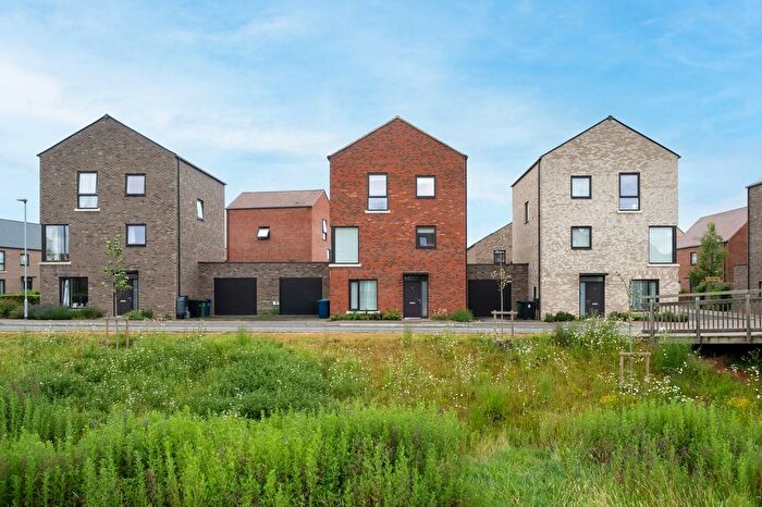 5 Bedroom Detached House For Sale In Gregory Park South, Cambridge, CB5