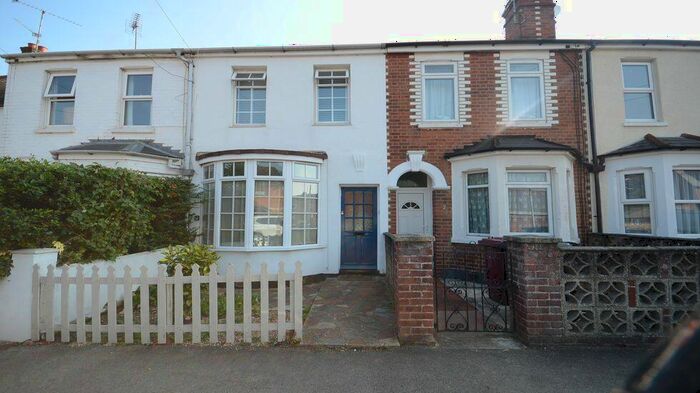 2 Bedroom Terraced House To Rent In Ardler Road, Caversham, RG4