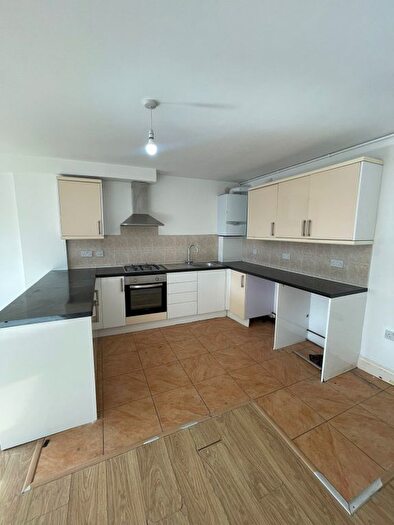 2 Bedroom Flat To Rent In Selva House, EN3