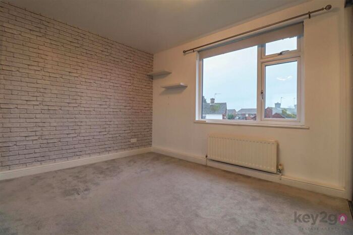 1 Bedroom Flat To Rent In Streetfield Crescent, Mosborough, S20