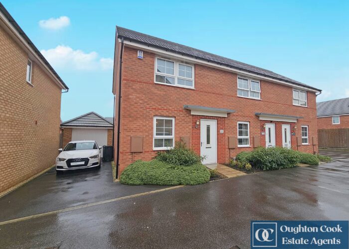 2 Bedroom Semi-Detached House For Sale In Spinning Wheel Drive, Nuneaton, CV11