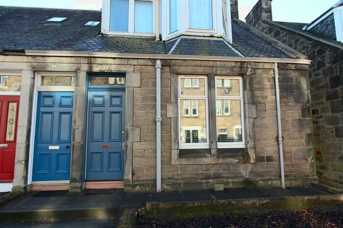 2 Bedroom Ground Flat To Rent In Brucefield Avenue, Dunfermline, KY11