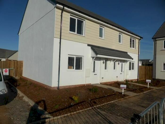 3 Bedroom Semi-Detached House To Rent In Chapel Green, Shortlanesend, Truro TR4