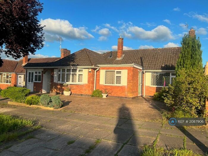 3 Bedroom Bungalow To Rent In Newhaven Road, Leicester, LE5