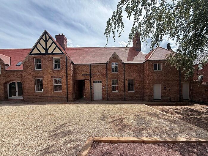 3 Bedroom Cottage To Rent In Cortland Close, Rotherham, S60