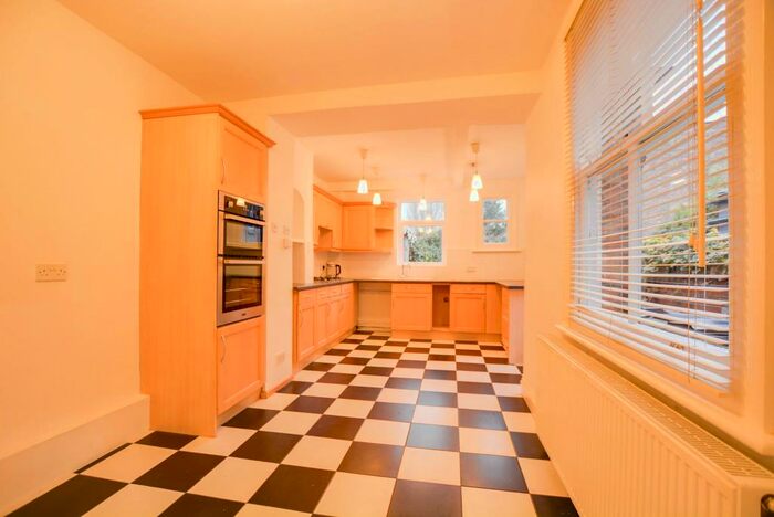 3 Bedroom Terraced House To Rent In Saffron Road, Wigston, Leicester, LE18