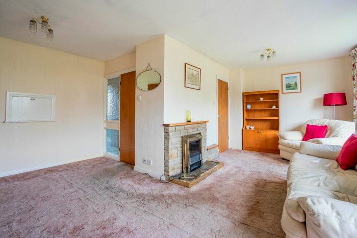 4 Bedroom Semi-Detached House For Sale In Gay Meadows, Stockton On The Forest, York, YO32