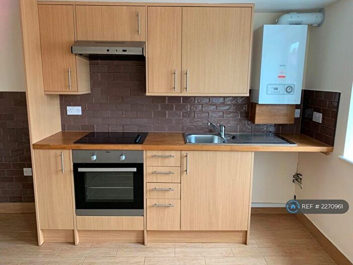 1 Bedroom Flat To Rent In The Arcade Earls Court Road, Amesbury, Salisbury, SP4