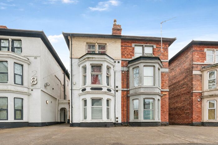 5 Bedroom Semi Detached House For Sale In Gregory Boulevard, Nottingham, NG7