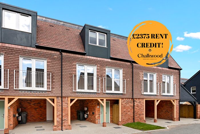 3 Bedroom Terraced House To Rent In *Includes A £ Rent Credit!* Ragstone Avenue, Swanscombe, Kent, DA10