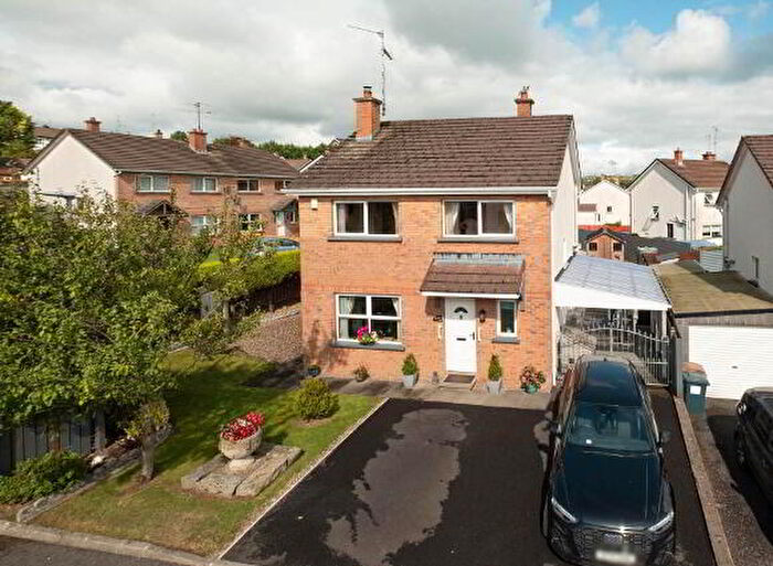 3 Bedroom Detached House For Sale In College Park Lane, Enniskillen, BT74