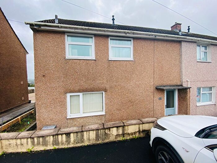 2 Bedroom Property To Rent In Hafod Elfed, Carmarthen, SA31