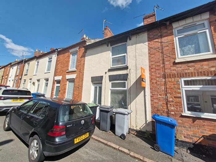 2 Bedroom Terraced House To Rent In New Street, Rothwell, Northants, NN14