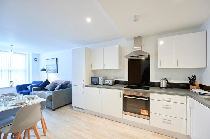 2 Bedroom Apartment To Rent In Cross Street, Preston, PR1