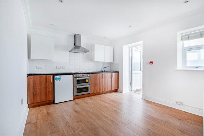 Studio To Rent In Cambridge Road, Eastbourne, BN22