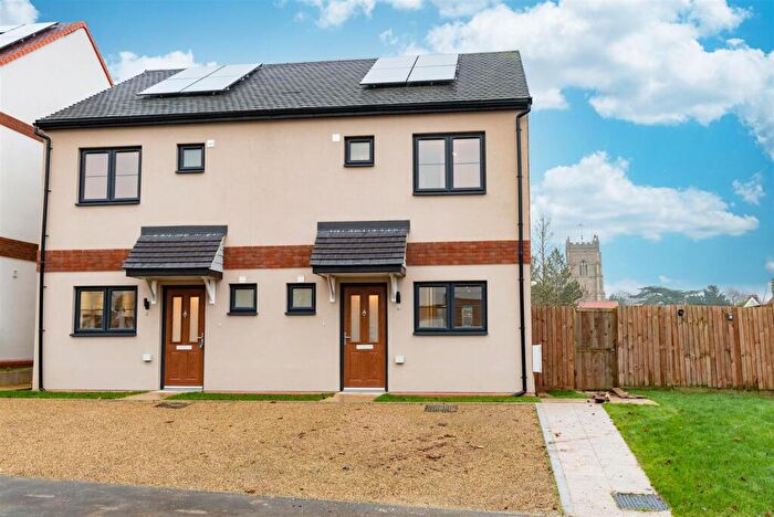 3 Bedroom Semi-Detached House To Rent In Northcote Drive, Monks Eleigh, IP7