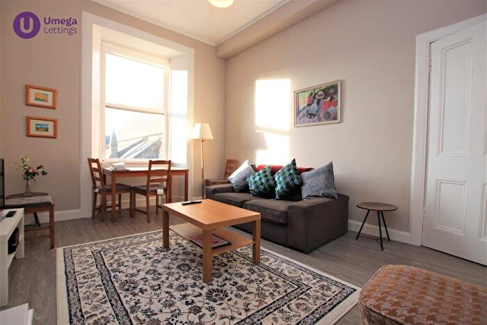1 Bedroom Apartment To Rent In Oxford Street, Newington, Edinburgh, EH8