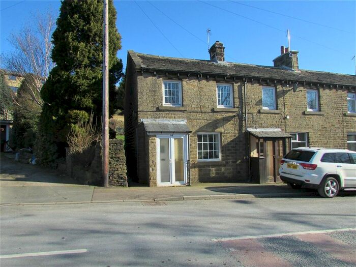 2 Bedroom Terraced House To Rent In Greenfield Road, Holmfirth HD9