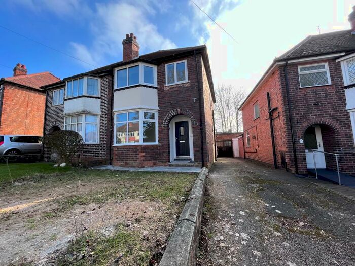3 Bedroom Semi-Detached House To Rent In Baldwins Lane, Birmingham, B28