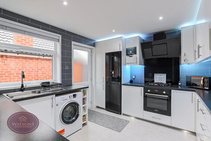 2 Bedroom Detached Bungalow For Sale In Horsendale Avenue, Nuthall, Nottingham, NG16