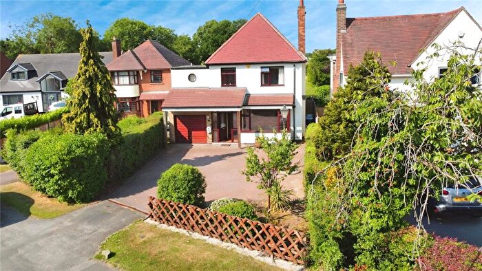 4 Bedroom Detached House For Sale In Ashby Road, Hinckley, Leicestershire, LE10