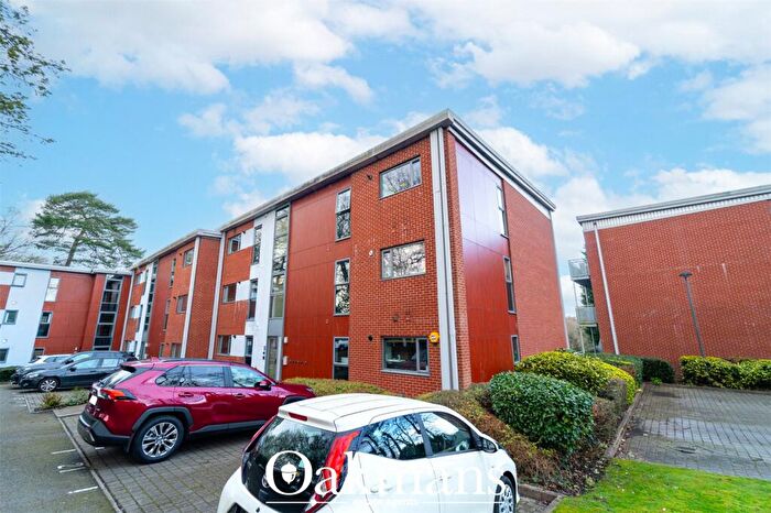 2 Bedroom Apartment For Sale In Hawthorne Gardens, Birmingham, West Midlands, B13