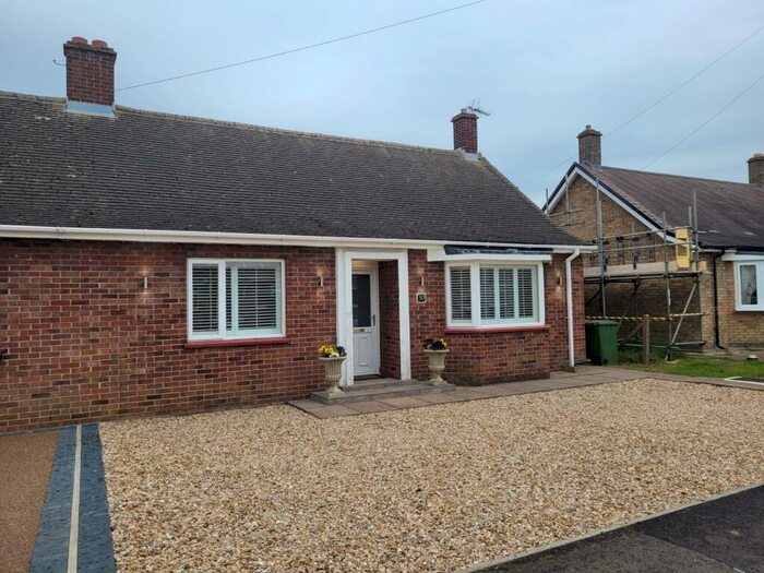 2 Bedroom Bungalow To Rent In Grounds Avenue, March, PE15