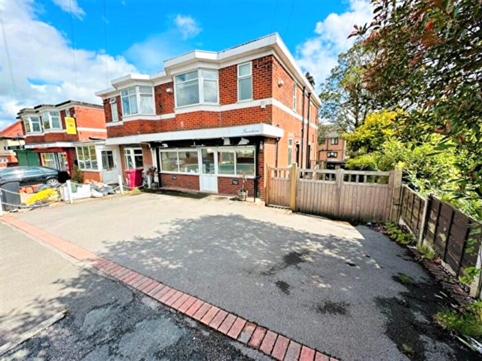 4 Bedroom Semi Detached House To Rent In Sharples Avenue, Sharples, Bolton, BL1